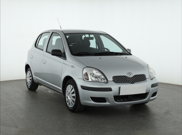 Toyota Yaris 2004