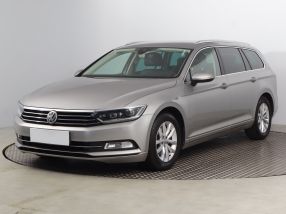Volkswagen Passat - 2015