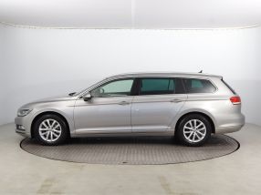 Volkswagen Passat - 2015