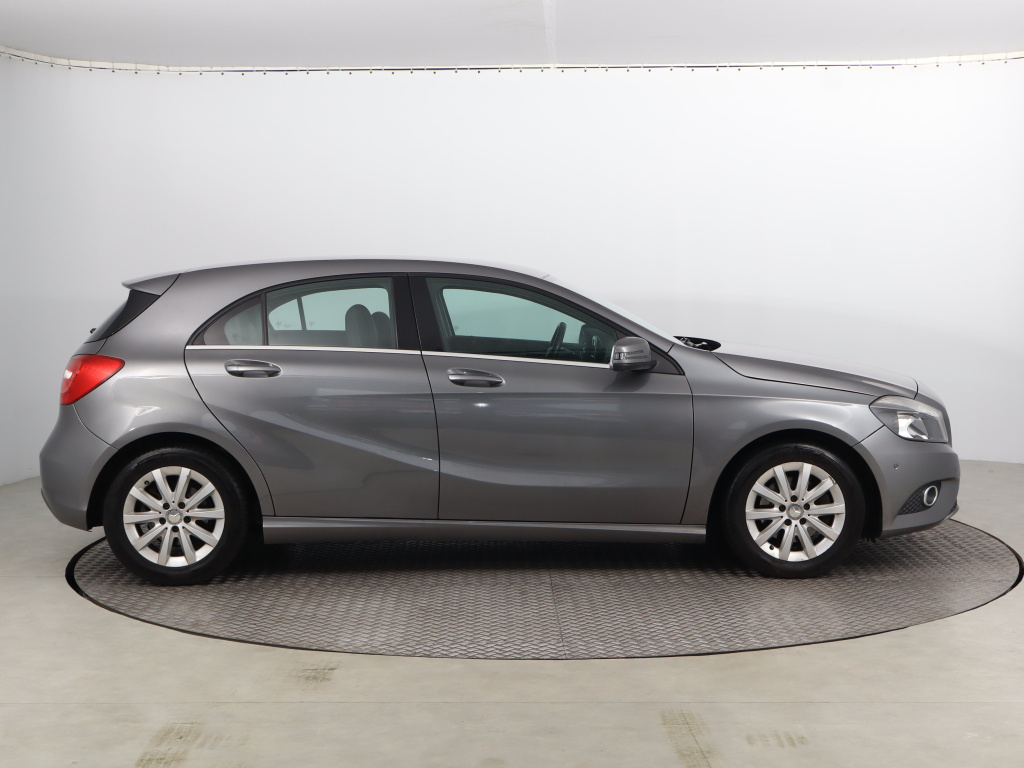 Mercedes-Benz A