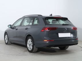 Volkswagen Golf - 2022
