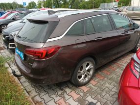 Opel Astra - 2016