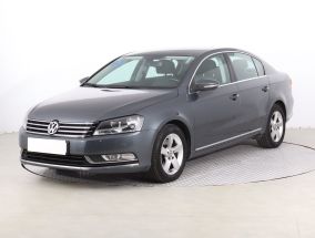 Volkswagen Passat - 2013