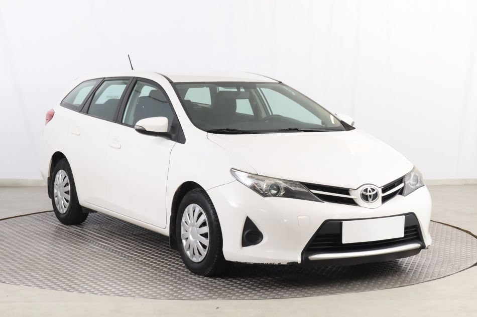Toyota Auris - 2015