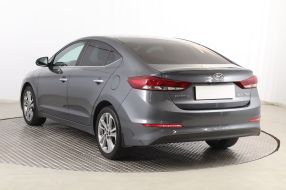 Hyundai Elantra - 2018