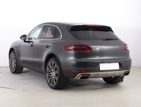 Porsche Macan - 2016