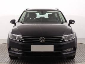 Volkswagen Passat - 2016