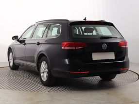 Volkswagen Passat - 2016