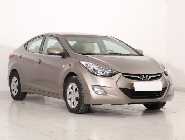 Hyundai Elantra 2012