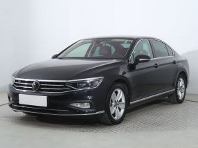 Volkswagen Passat - 2021