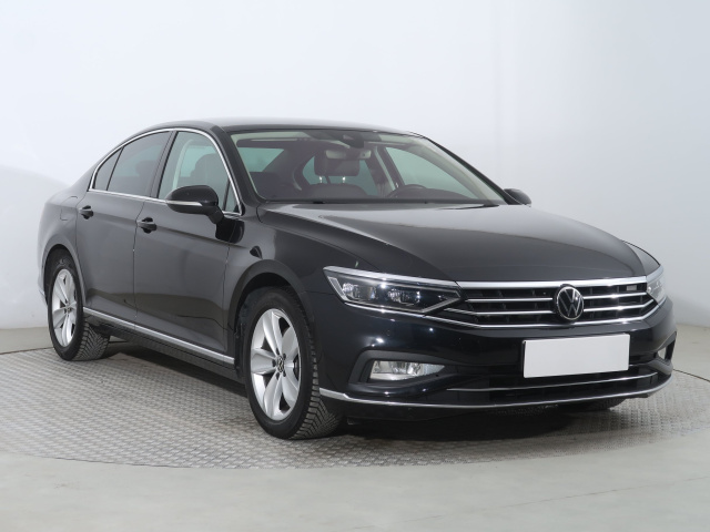 Volkswagen Passat 2021