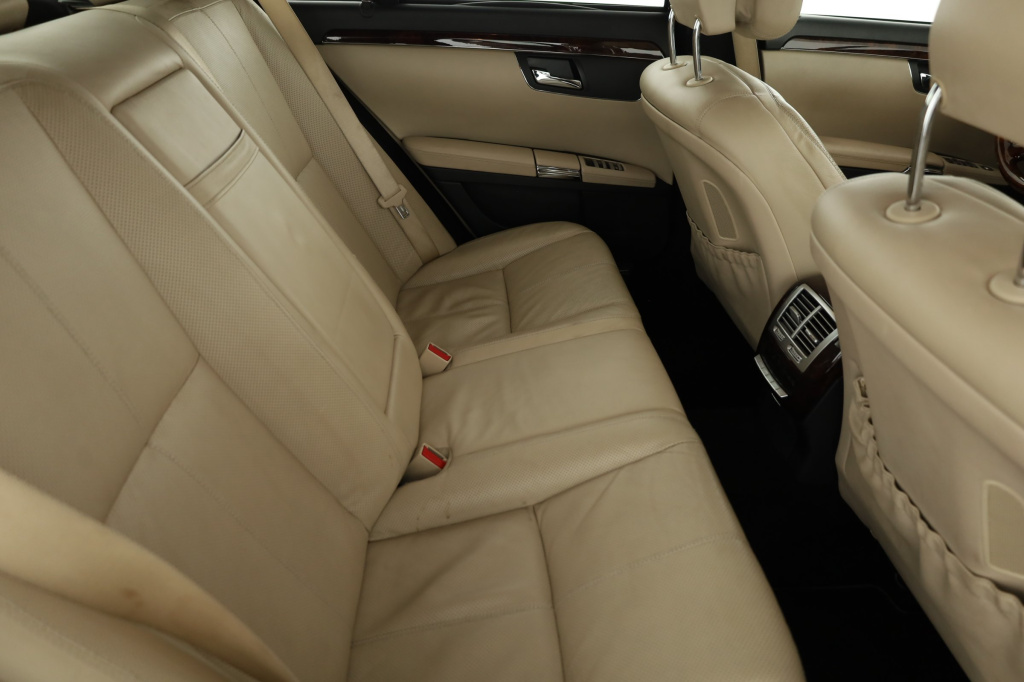 Mercedes-Benz S