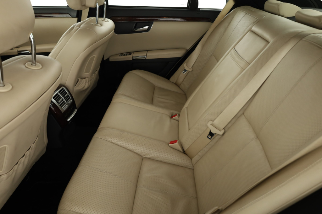 Mercedes-Benz S