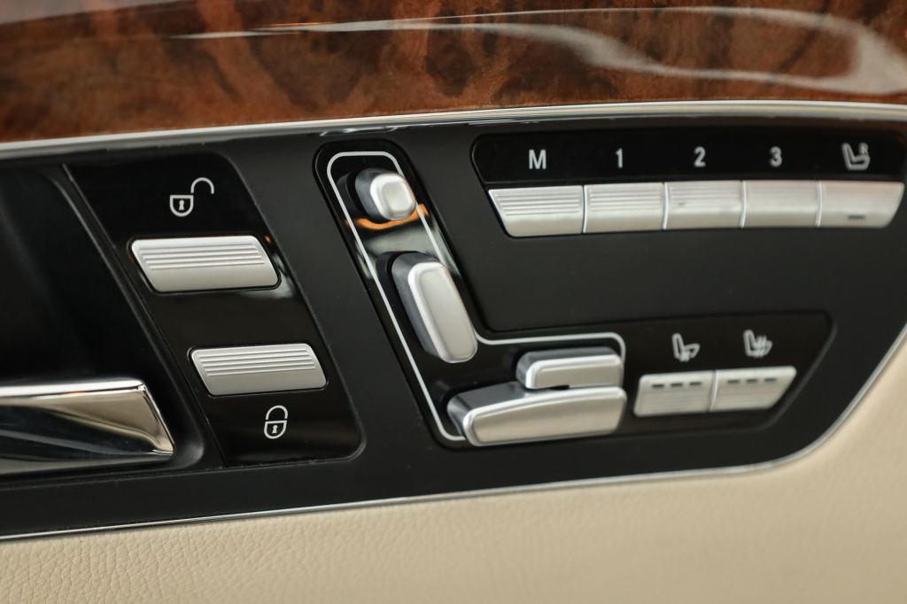 Mercedes-Benz S
