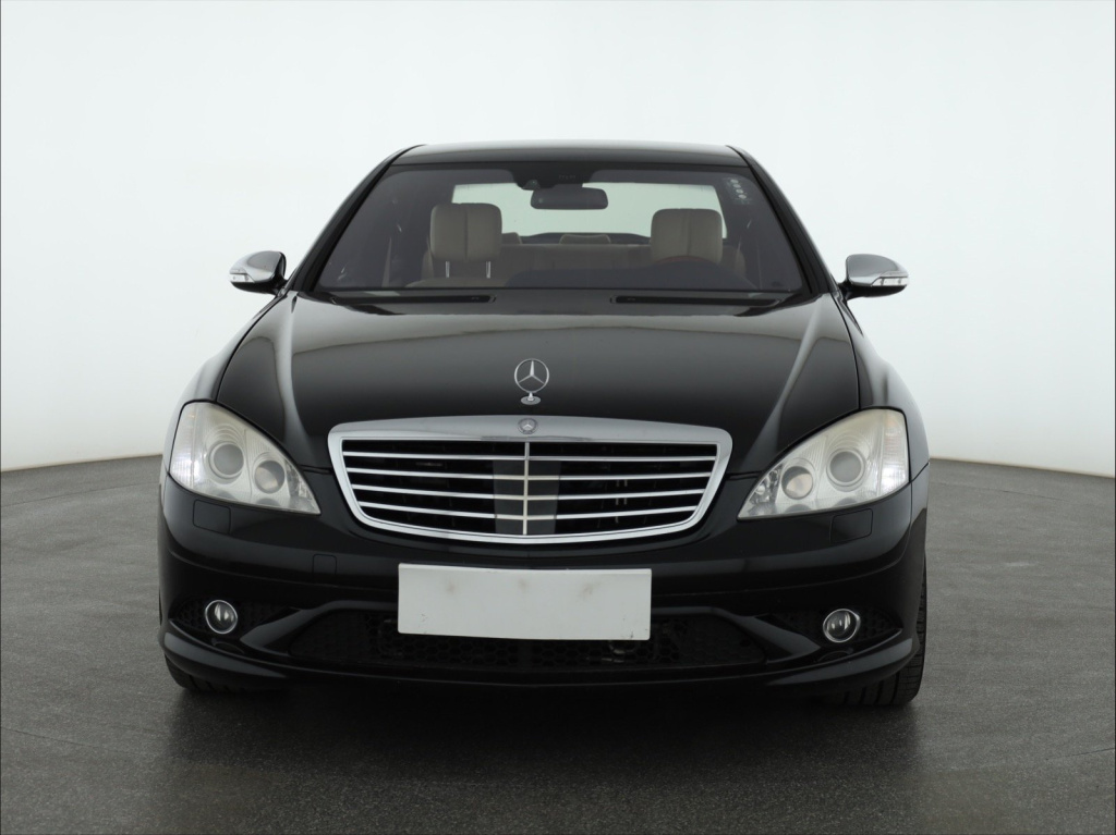 Mercedes-Benz S
