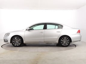 Volkswagen Passat - 2014