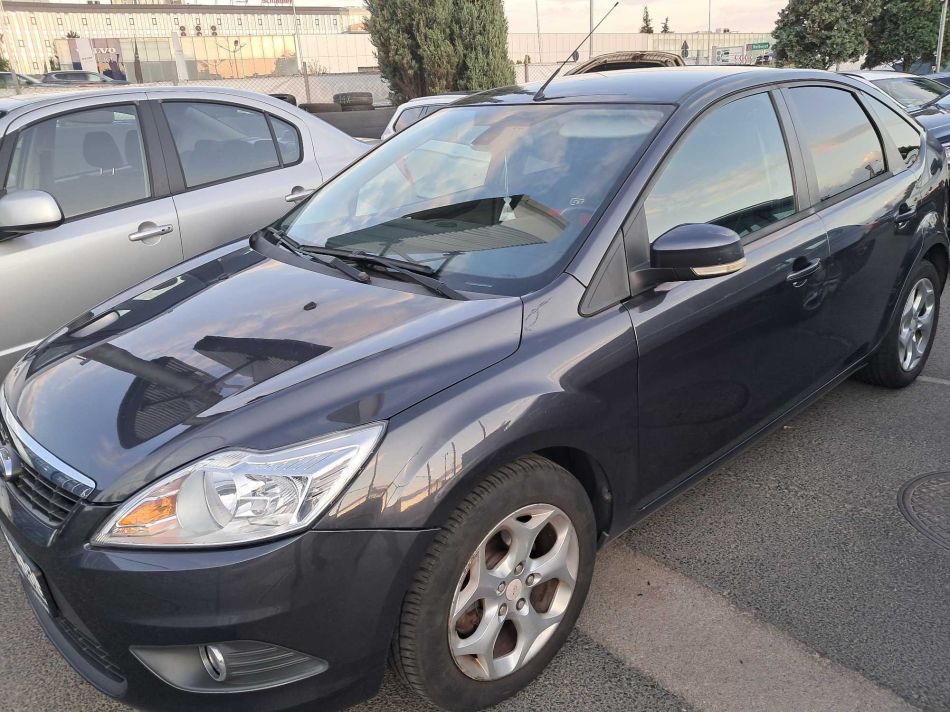 Ford Focus - 2011