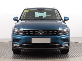 Volkswagen Tiguan - 2016