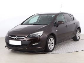 Opel Astra - 2013