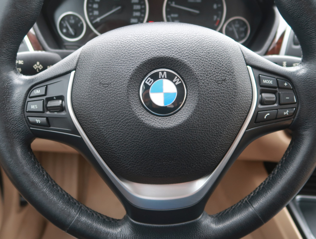 BMW 3