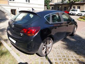 Opel Astra - 2010