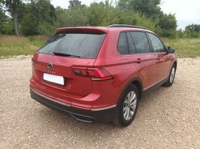 Volkswagen Tiguan - 2021