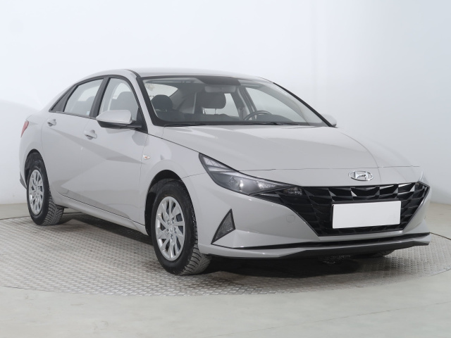 Hyundai Elantra 2023