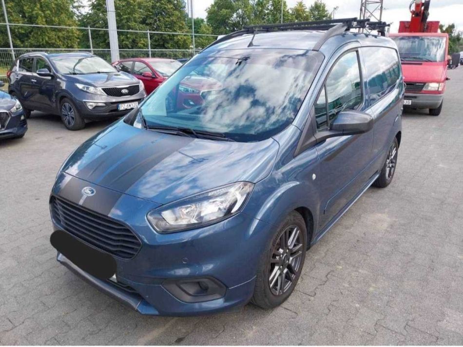 Ford Transit Courier - 2021
