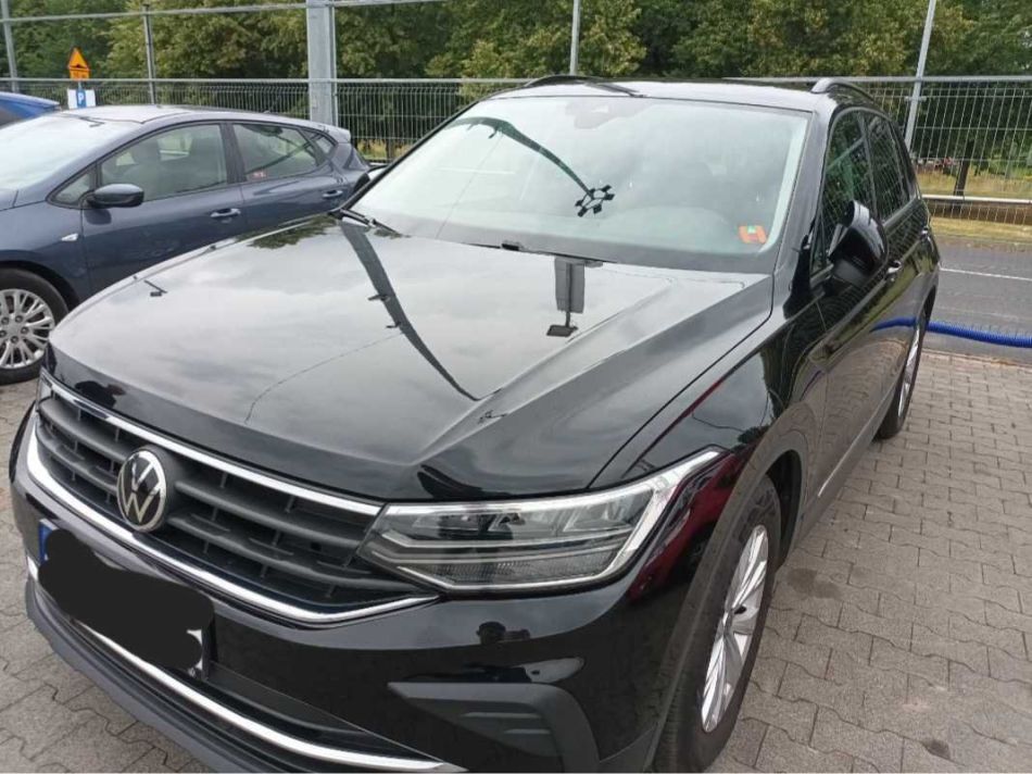 Volkswagen Tiguan - 2020