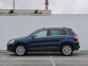 Volkswagen Tiguan - 2010