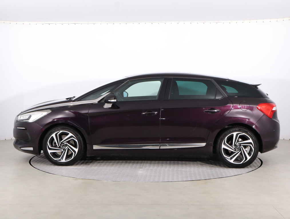 DS 5