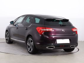 DS 5 - 2017