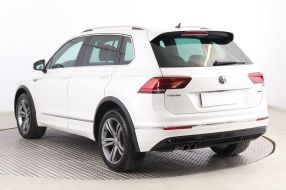 Volkswagen Tiguan - 2018