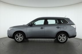 Mitsubishi Outlander - 2014