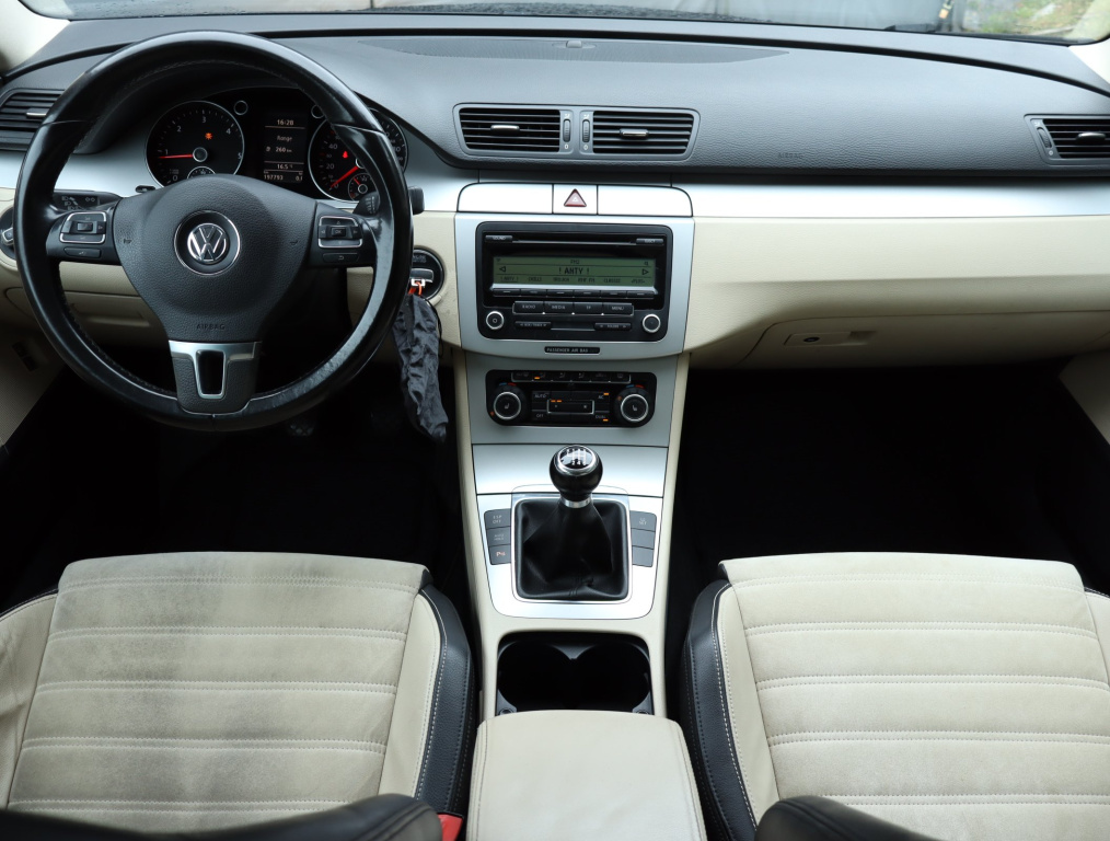 Volkswagen Passat CC