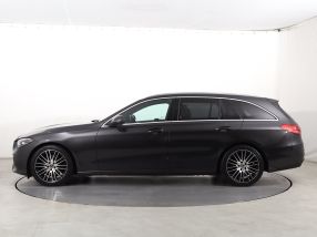 Mercedes-Benz C - 2021