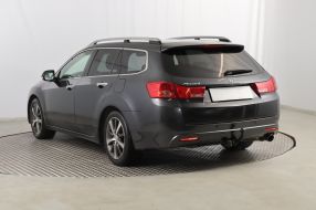 Honda Accord - 2011