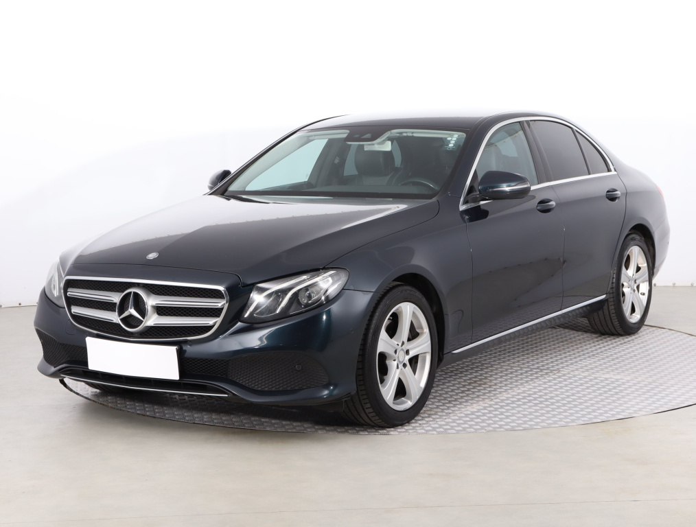Mercedes-Benz E