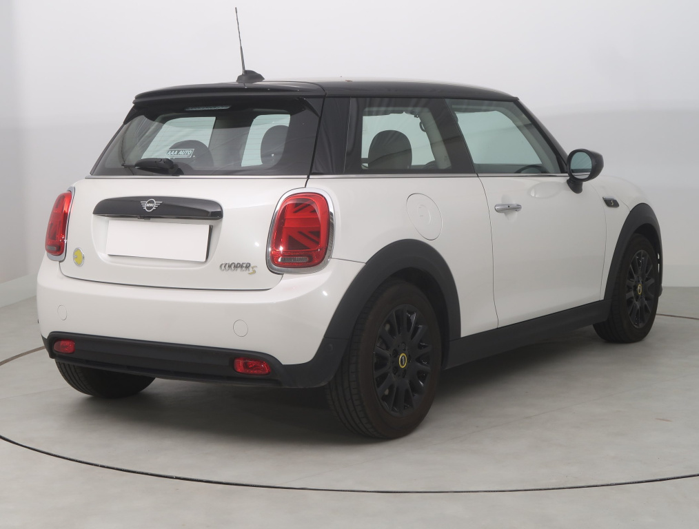 MINI 3-door