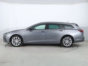 Opel Insignia - 2021