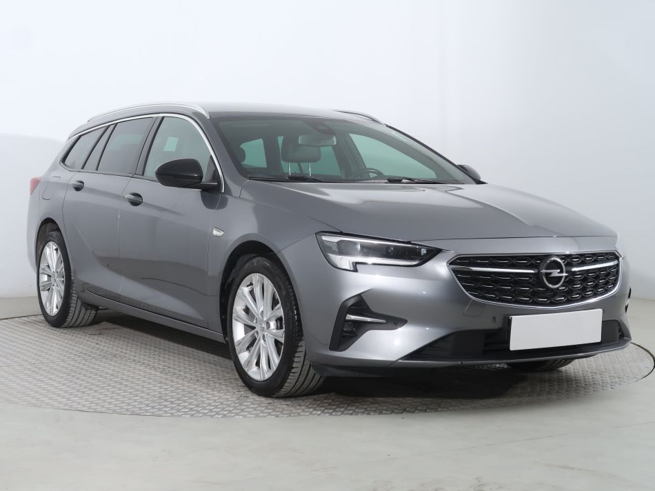 Opel Insignia - 2021