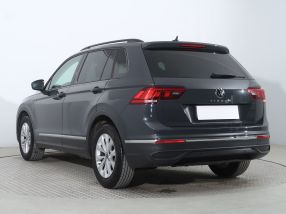 Volkswagen Tiguan - 2022
