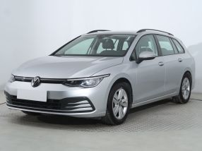 Volkswagen Golf - 2021