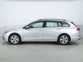 Volkswagen Golf - 2021
