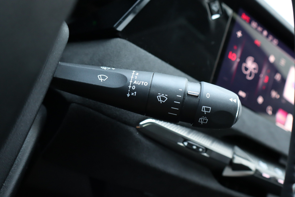 DS 4