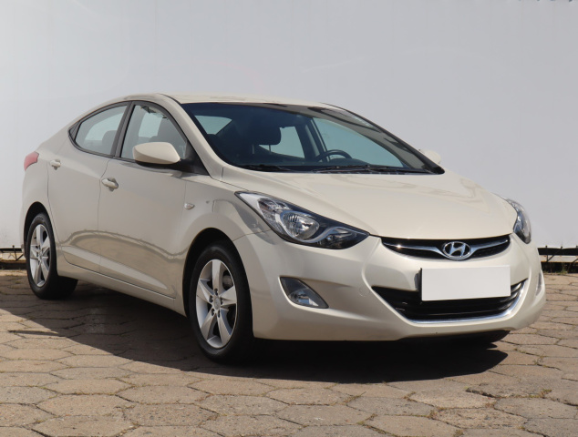Hyundai Elantra 2012