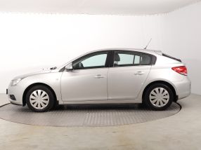 Chevrolet Cruze - 2011