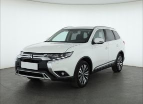 Mitsubishi Outlander - 2019