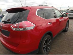 Nissan X-Trail - 2015