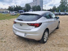 Opel Astra - 2016